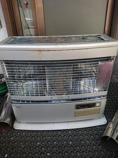 トヨトミ 半密閉式石油ストーブ　2002年製