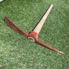 ツルハシ