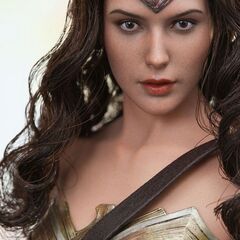 新品未開封 Hot toys (ホットトイズ) バットマン vs スーパーマン ジャスティスの誕生 ワンダーウーマン MMS359 1/6 ホットトイズ  Wonder Woman の画像