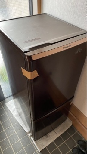 パナソニック製冷蔵庫　NR-B147W