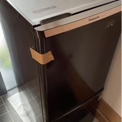 パナソニック製冷蔵庫　NR-B147W
