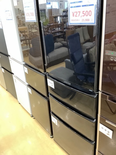 【軽トラック貸し出しサービスあり】AQUA３ドア冷蔵庫　355L 2017年製
