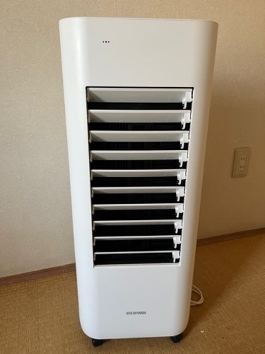 美品アイリスオーヤマ　冷風扇　CTF-01M
