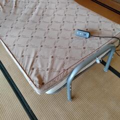 介護用電動シングルベッドの画像