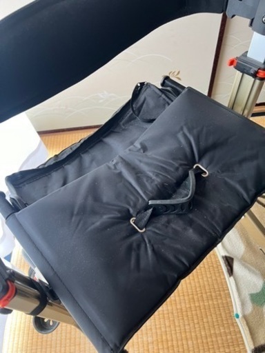 KENTOMO-9166 折りたたみ式ローラーウォーカー 介護用品 歩行器