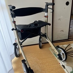 KENTOMO-9166 折りたたみ式ローラーウォーカー 介護用品 歩行器の画像