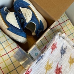 値下げ中✨IFMEスニーカー、aden+anaisひざ掛けセット