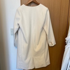 GLACIER 白のコート　Mサイズ　服/ファッション スーツ レディースの画像