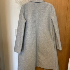 服/ZARA グレーのコート　ファッション カーディガン レディースの画像