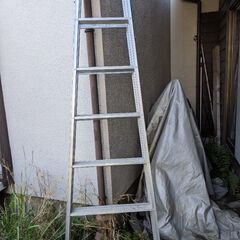 アルミ脚立