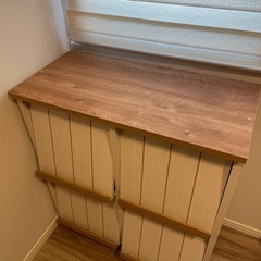 4月末までキャビネットの画像