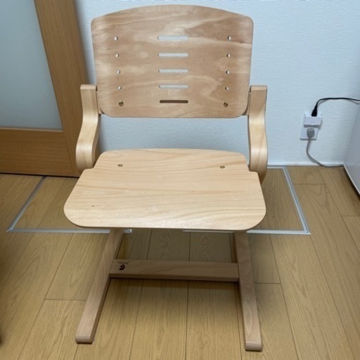 未使用‼️formio フォルミオ　学習椅子