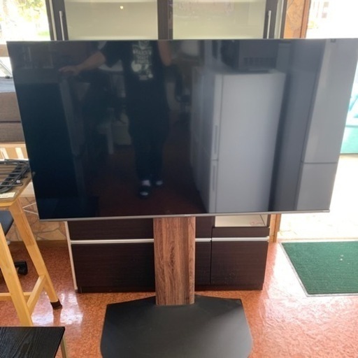 液晶テレビ　65インチ