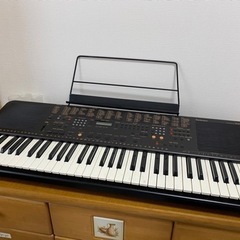 電子ピアノ