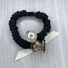 ヘアゴム 蝶結び パール ラインストーン 