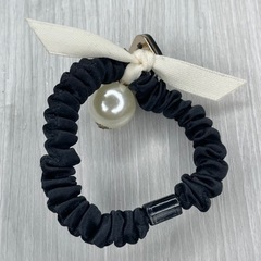 ヘアゴム 蝶結び パール ラインストーン の画像