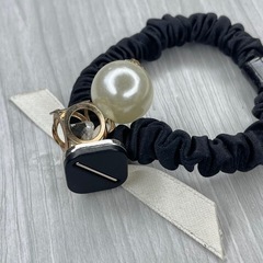 ヘアゴム 蝶結び パール ラインストーン の画像