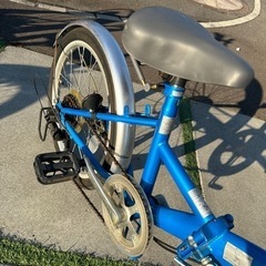 自転車 折りたたみ自転車の画像