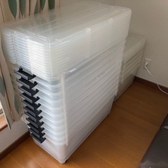 衣装ケース　大10個　小5個