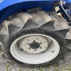 トラクターイセキAT25FF−SQ屋根付き　ロータリー付き　アワーメーター576の画像