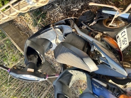 ZX アプリオ 不動車 まとめて引き取って欲しいです