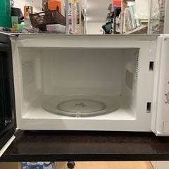 電子レンジ 700W プッシュボタン マクスゼン MAXZEN JM17BGZ01 リサイクルショップ宮崎屋　佐土原店　24.4.10Fの画像