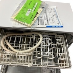 ジ04-002aAO//【現状品】Panasonic NP-TA4-W 電気食器洗い乾燥機 2021年 動作未確認 現状品の画像