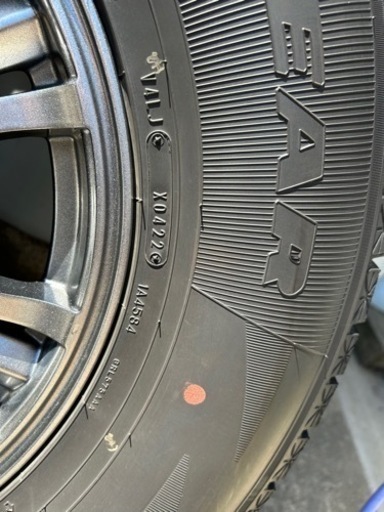 車のパーツ タイヤ、ホイール