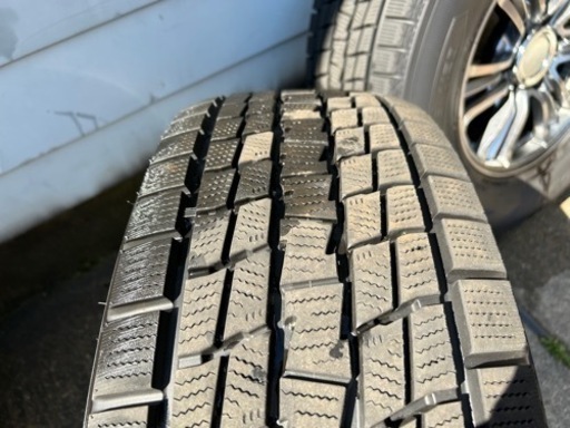車のパーツ タイヤ、ホイール