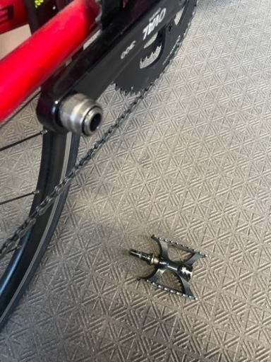 ロードバイクFUJI ROUBAIX 1.3（2018年モデル)車体8.5kg