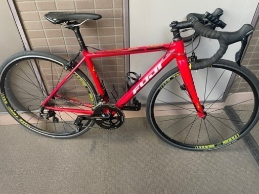 ロードバイクFUJI ROUBAIX 1.3（2018年モデル)車体8.5kg