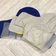 Ikea Antilop ベビーチェア、クッションとクッションカバー2セットの画像