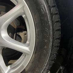 車のパーツ タイヤ、ホイール