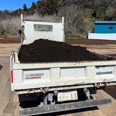 【黒土】畑や家庭菜園に最適な土を販売❗️の画像