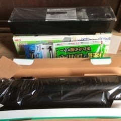 水槽用の照明と濾過器の画像