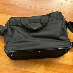 ビジネスバッグの画像