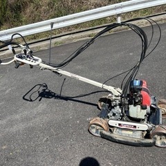 三重　オーレック スパイダーモア 自走式草刈機 AZ852F 草...