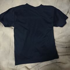 ⑨Tシャツ　レディース　サイズM　学校の部活で着てた物　ソフトボールイベント柄　　他にchubby cat 洗濯ネット・ランジェリーケース、タイツ、ハイソックス、スキンケアセット、袋入りマスク等の画像
