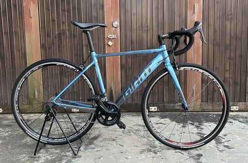 No.147 RADURE クロスバイク 7変速 21段 700x28C 480サイズ整備済み