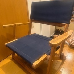 ニトリ 木折りたたみローチェア
