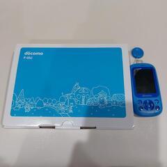 docomoキッズケータイ　ブルー