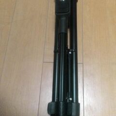 リモコン付き三脚の画像