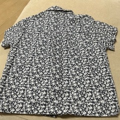 アプレレクール　シャツの画像