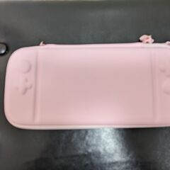 【新品】Switch スイッチ 収納ケース 耐衝撃 薄型 ピンク