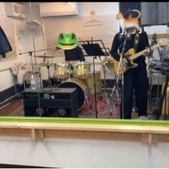 リードギターとベースの方募集