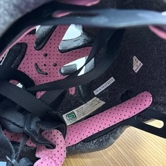 自転車ヘルメット　安全、保護グッズの画像