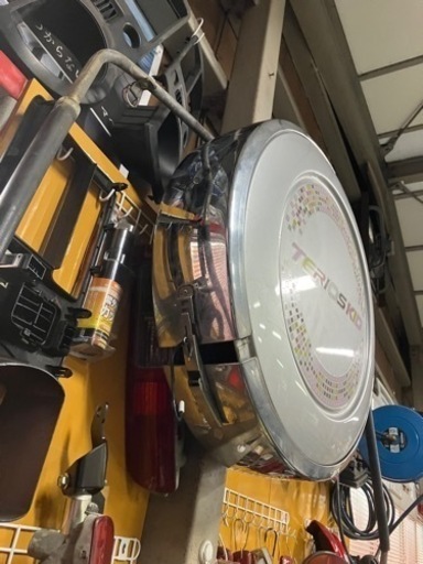 引き取り限定！テリオスキッド　背面タイヤカバー