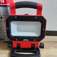日本光具 充電式LED投光器 WR814の画像