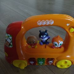 再値下げしました。アンパンマン車のおもちゃ　追加しました