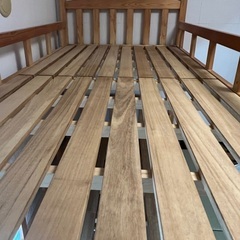 子供用二段ベッドの画像